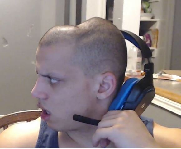 TylerOnepac8lvu5.jpg